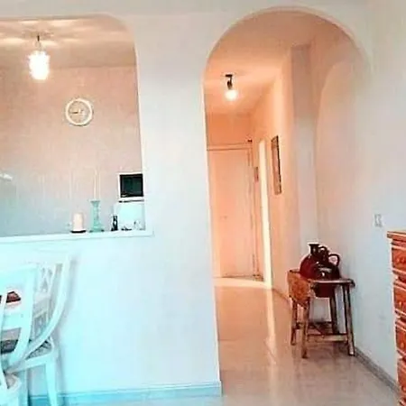 Apartment En Mijas Con Terraza, Capacidad 5 Personas