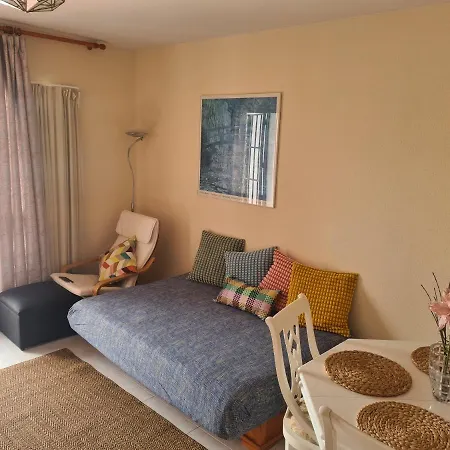 En Mijas Con Terraza, Capacidad 5 Personas Apartment